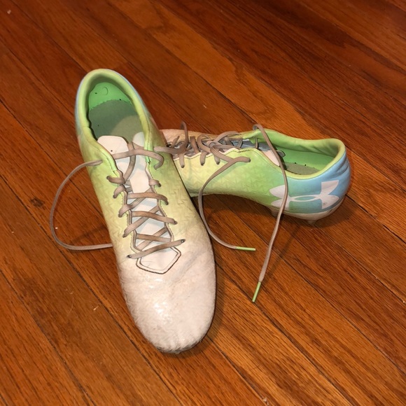 Under Armour Shoes - Under Armour soccer cleats ⭐️